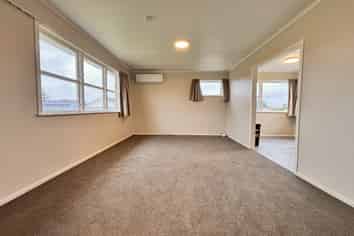 8 Arnhem Place, Pukekohe