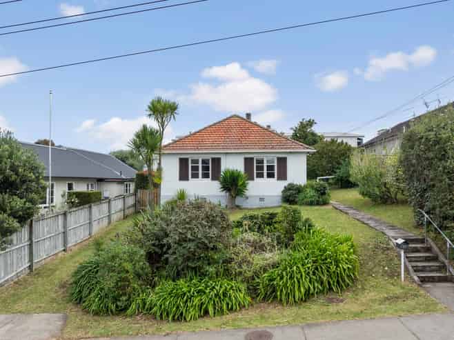 24 Bonnie Brae Road, Meadowbank