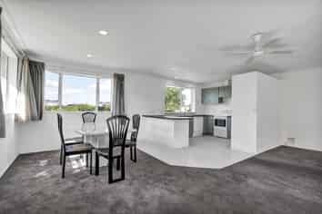 23 Swansea Road, Stratford