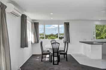 23 Swansea Road, Stratford