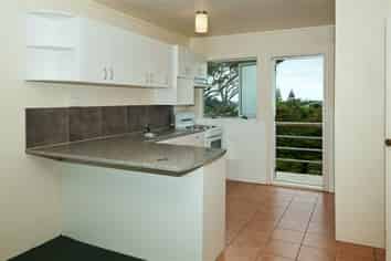 14/19a Verbena Road, Birkdale