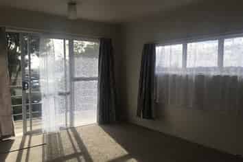 14/19a Verbena Road, Birkdale