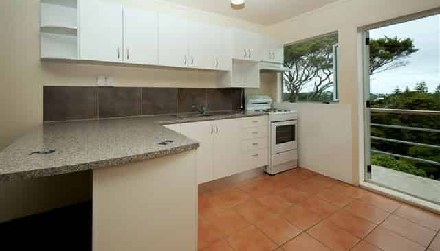 14/19a Verbena Road, Birkdale