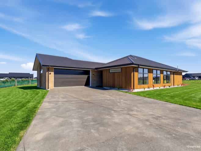 17 Edgeworth Road, Darfield