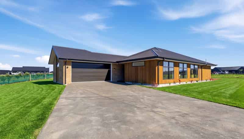 17 Edgeworth Road, Darfield