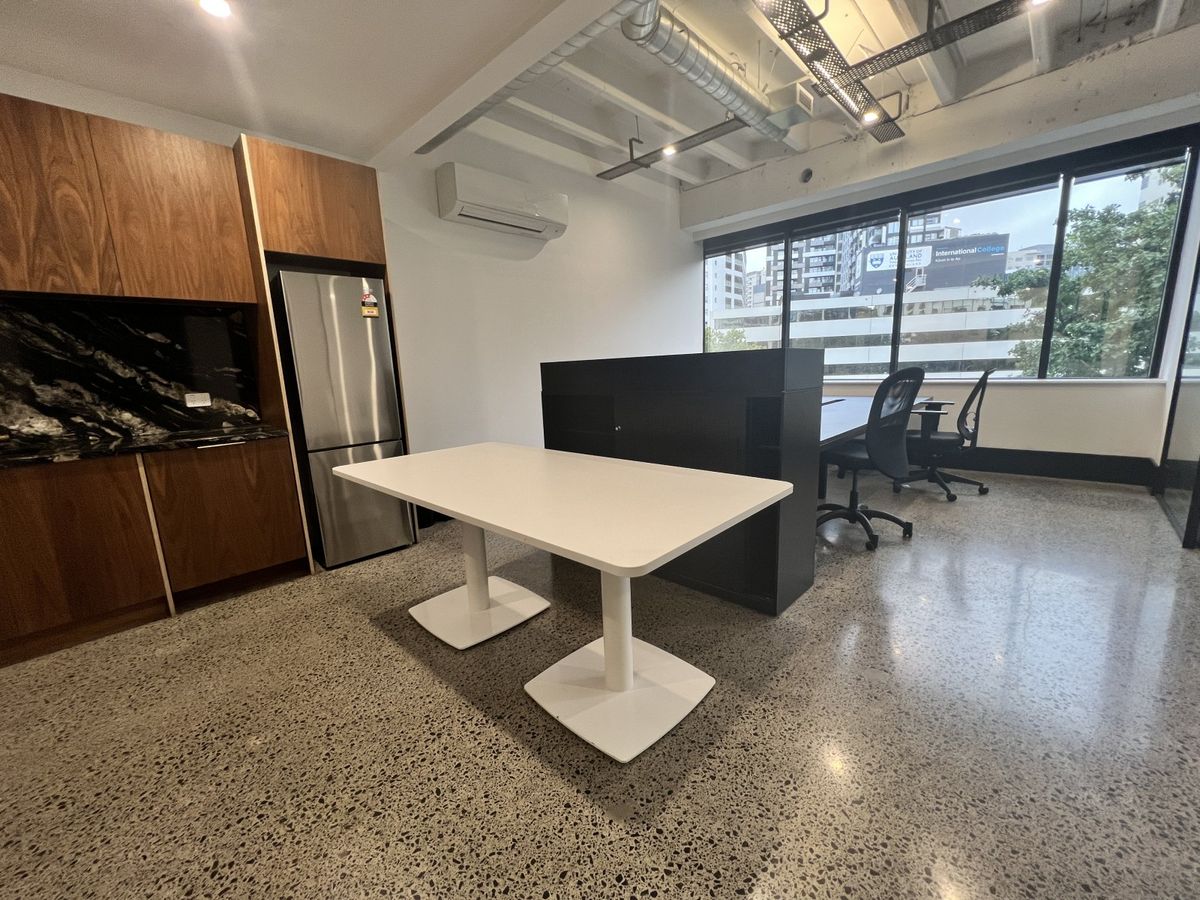 Modern Turnkey Office | Superb Value - Ansicht 4