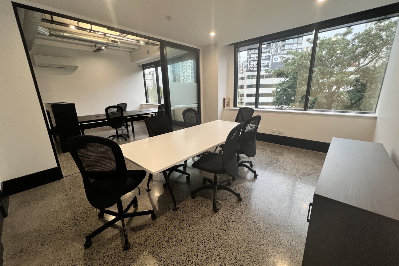 Modern Turnkey Office | Superb Value - Vista 3