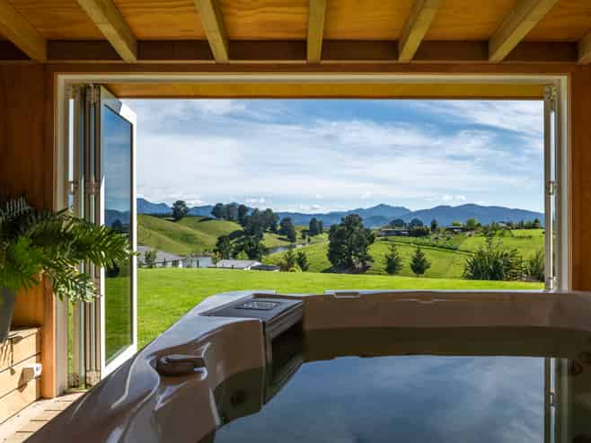 286 Delta Lake Heights, Renwick