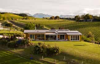 286 Delta Lake Heights, Renwick