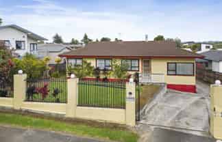 10 Kopu Place, Clendon Park