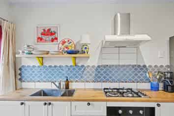 16B Peel Street, WESTPORT