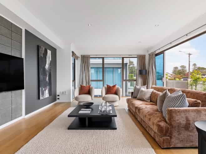 243D St Johns Road, Meadowbank