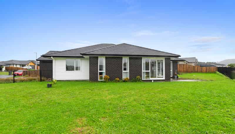 2 Cascade Crescent, Tikipunga