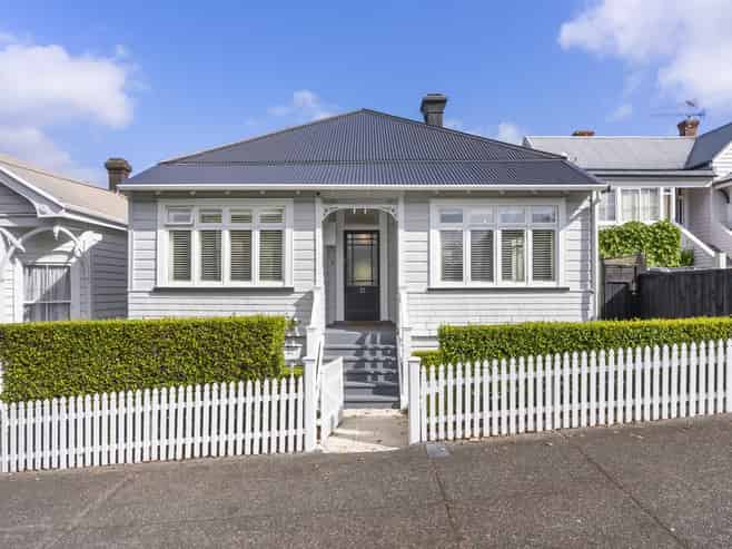 21 Carlton Gore Road, Grafton