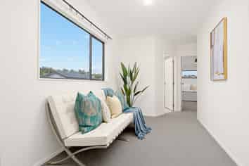 54 Zefiro Drive, Massey