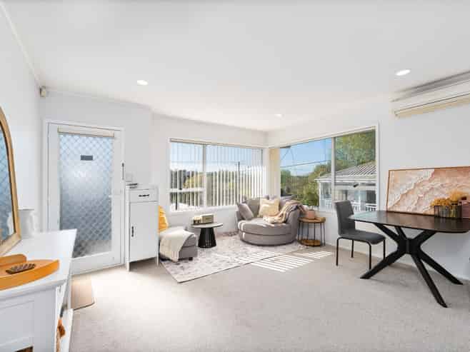 29B Archers Road, Hillcrest