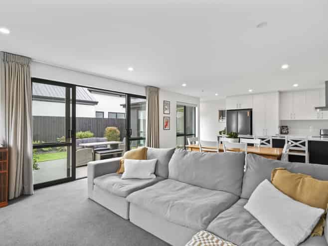 34 Sir John McKenzie Drive, Yaldhurst