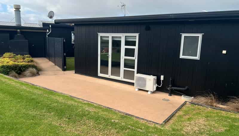 1/ Honey Road, Waiuku