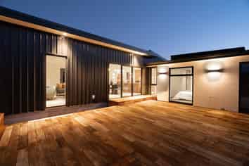 6 John Jameson Lane, Cracroft