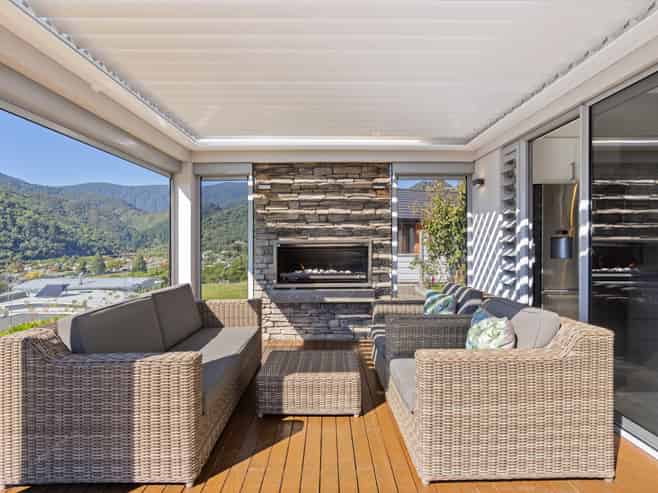 16 Harbour View Heights, Picton