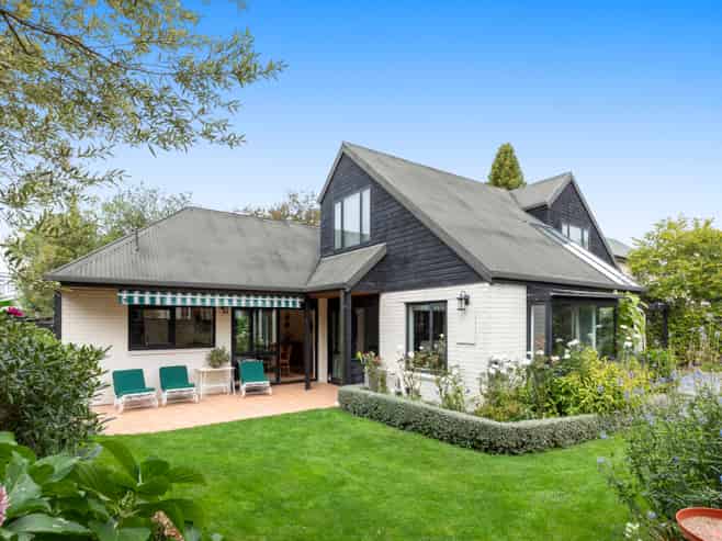 92 Innes Road, Saint Albans