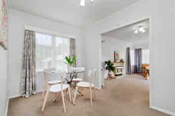 14 Lowry Crescent, Stokes Valley