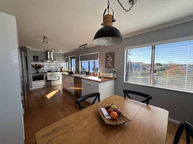 33 Kaihua Road, Nukuhau