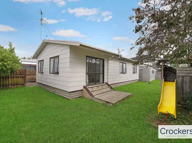 6 Templeton Place, Clendon Park