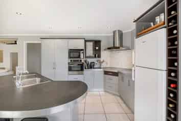 3 Bouvardia Avenue, Milson