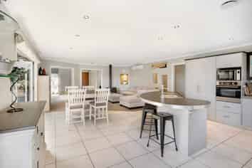 3 Bouvardia Avenue, Milson