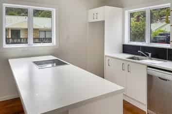 20 Vale Road, Riverside