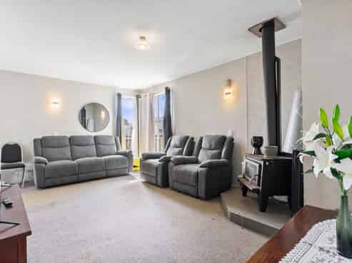 3 Neems Place, Manurewa