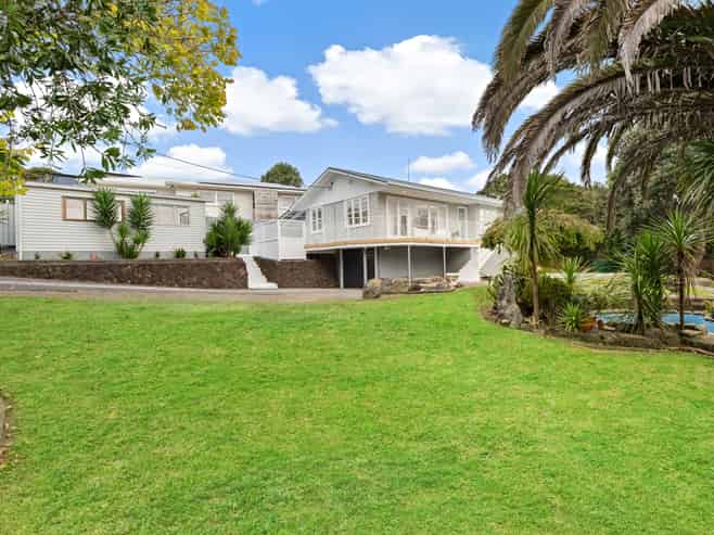 134 Taikata Road, Te Atatu Peninsula