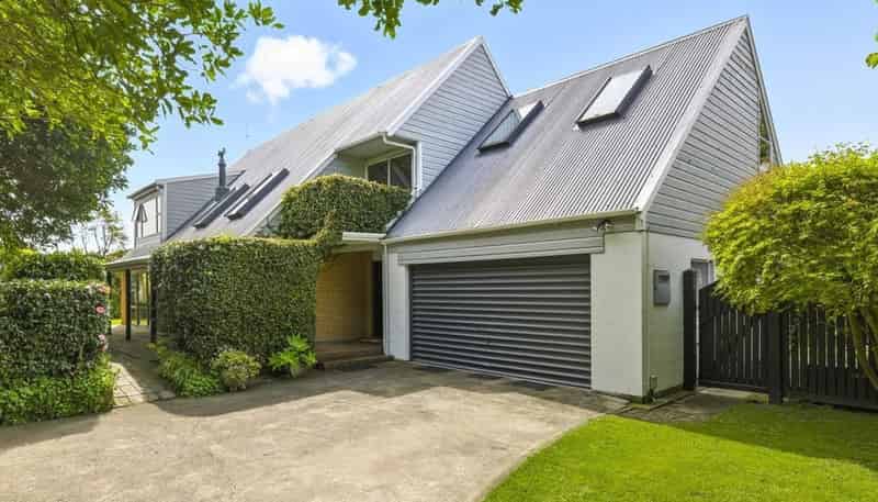 335 Te Moana Road, Waikanae