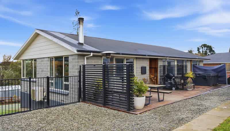 3 Hawthorn Place, Gleniti