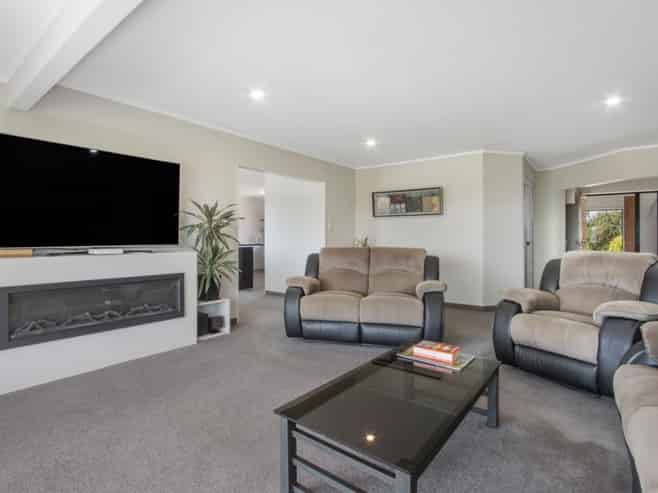 217 Ongare Point Road, Katikati