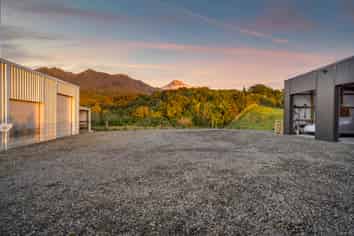 855 Dover Road, Okato