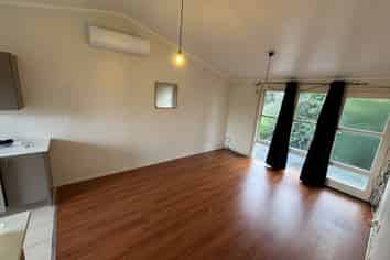 3/10 Alcock Street, Mount Wellington