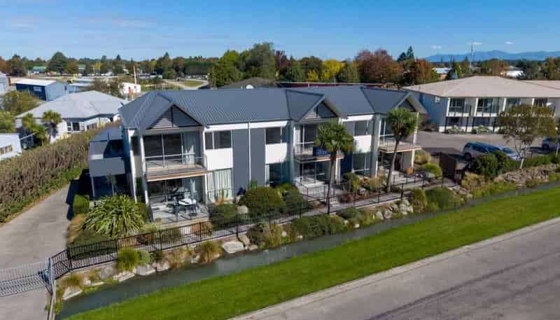 1-9 Methven Chertsey Road, Methven