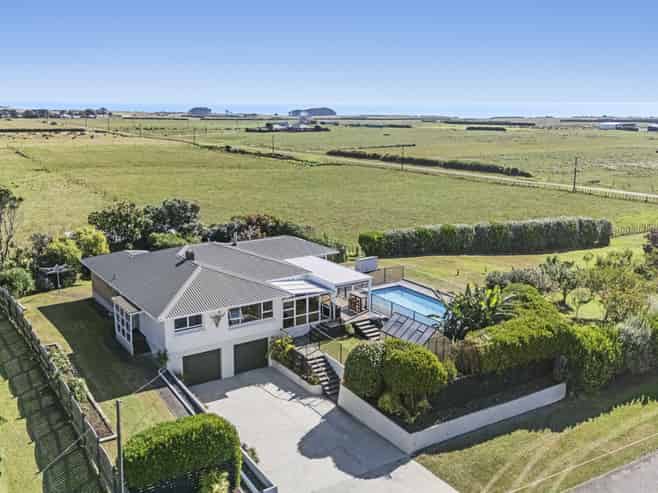 255 Kaihihi Road, Okato