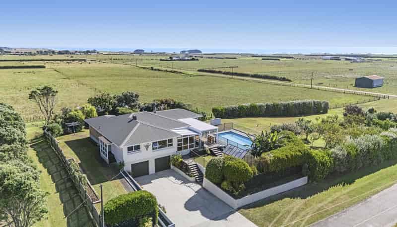 255 Kaihihi Road, Okato