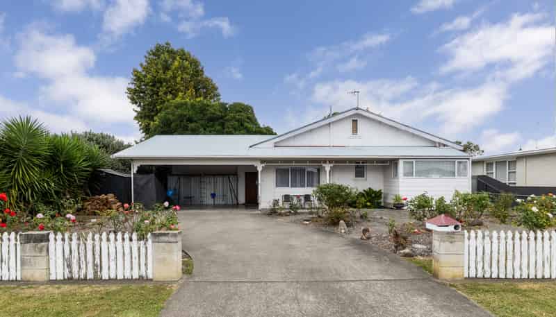 908 Rata Street, Mahora