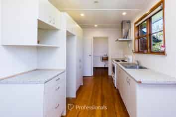 16 Hazel Street, Ebdentown