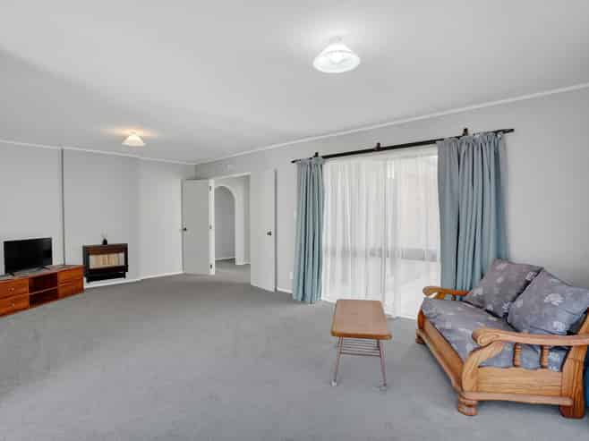 87 Heta Road, Highlands Park