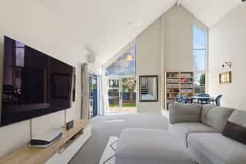 8 Buller Place, Westbrook