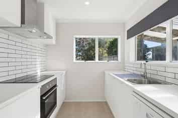 8 Buller Place, Westbrook