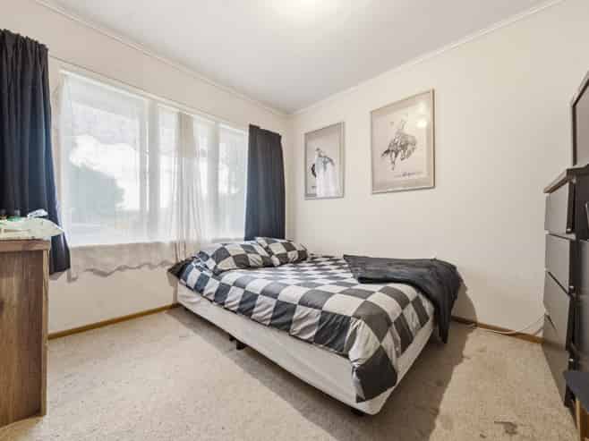 192 Old Wairoa Road, Papakura