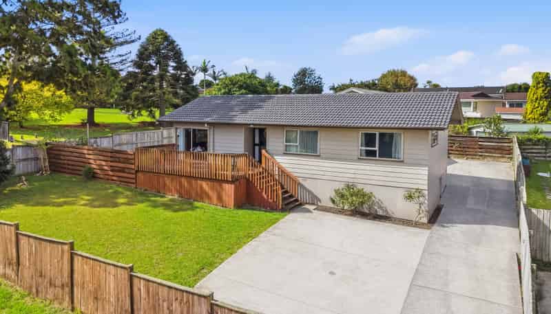 2 Marvon Downs Avenue, Pakuranga Heights