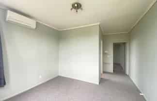 1/ Athens Road, Onehunga