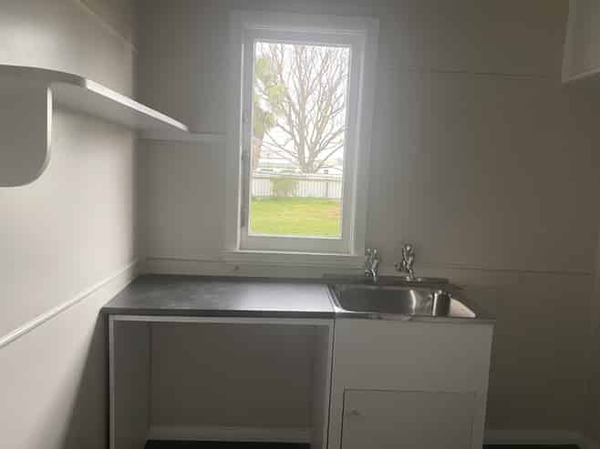 907 Tawa Street, Mahora